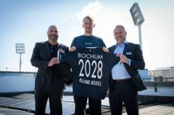 爱游戏体育-官方：波鸿签下基尔中卫贝克尔，双方签约至2028年