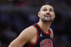 爱游戏体育网址-芝加哥公牛调整阵容 力争小球优势