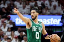 爱游戏体育app-波士顿凯尔特人管理层面临的挑战