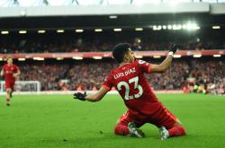 爱游戏体育下载-拜仁VS热刺前瞻：拜仁继续检验迪亚斯，热刺已脱胎换骨？