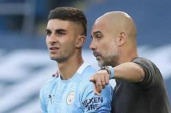 爱游戏体育-4330万英镑！纽卡斯尔联报价费兰·托雷斯，巴萨不放人交易难成？