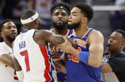 爱游戏体育首页-尼克斯客场险胜底特律 活塞遭遇两连败