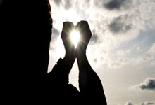 爱游戏中国-欧冠综合：利物浦主场击败皇马 拜仁客胜巴黎圣日耳曼