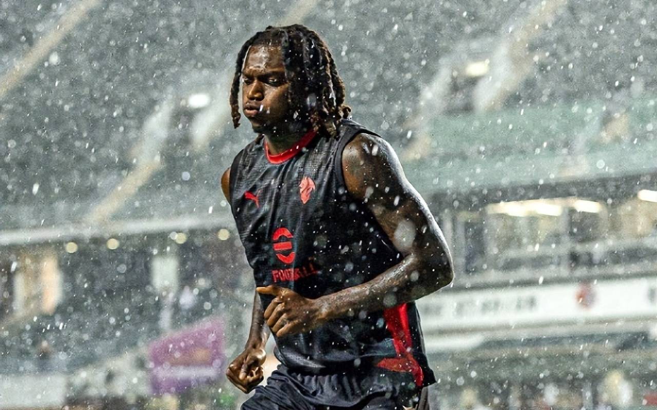 热身赛利物浦对阵AC米兰，新援亮相成为焦点，主帅战术博弈定胜负