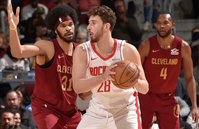 重磅!美记:东部全明星后卫特雷杨有望空降休斯顿火箭