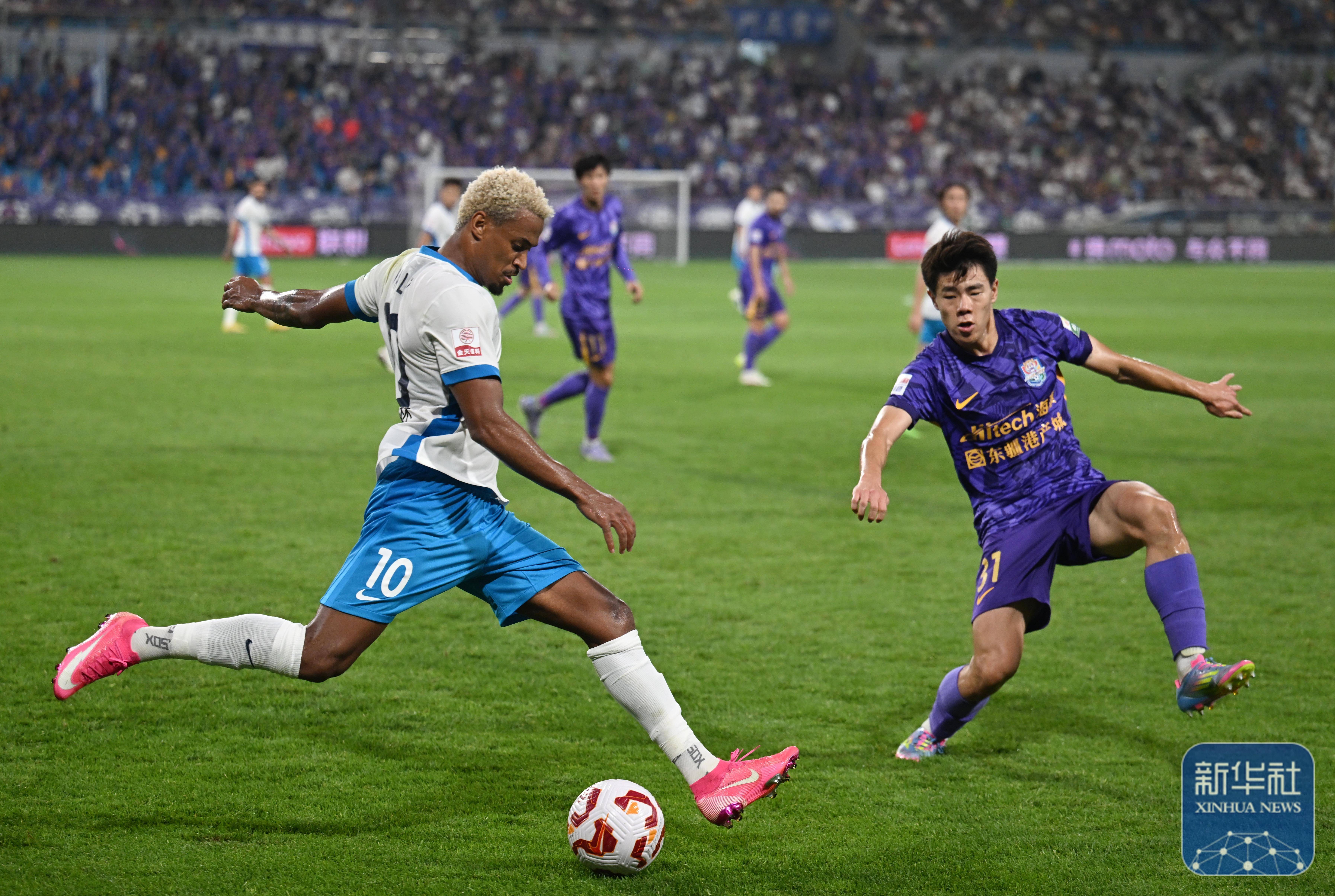 中超丨天津津门虎平青岛西海岸