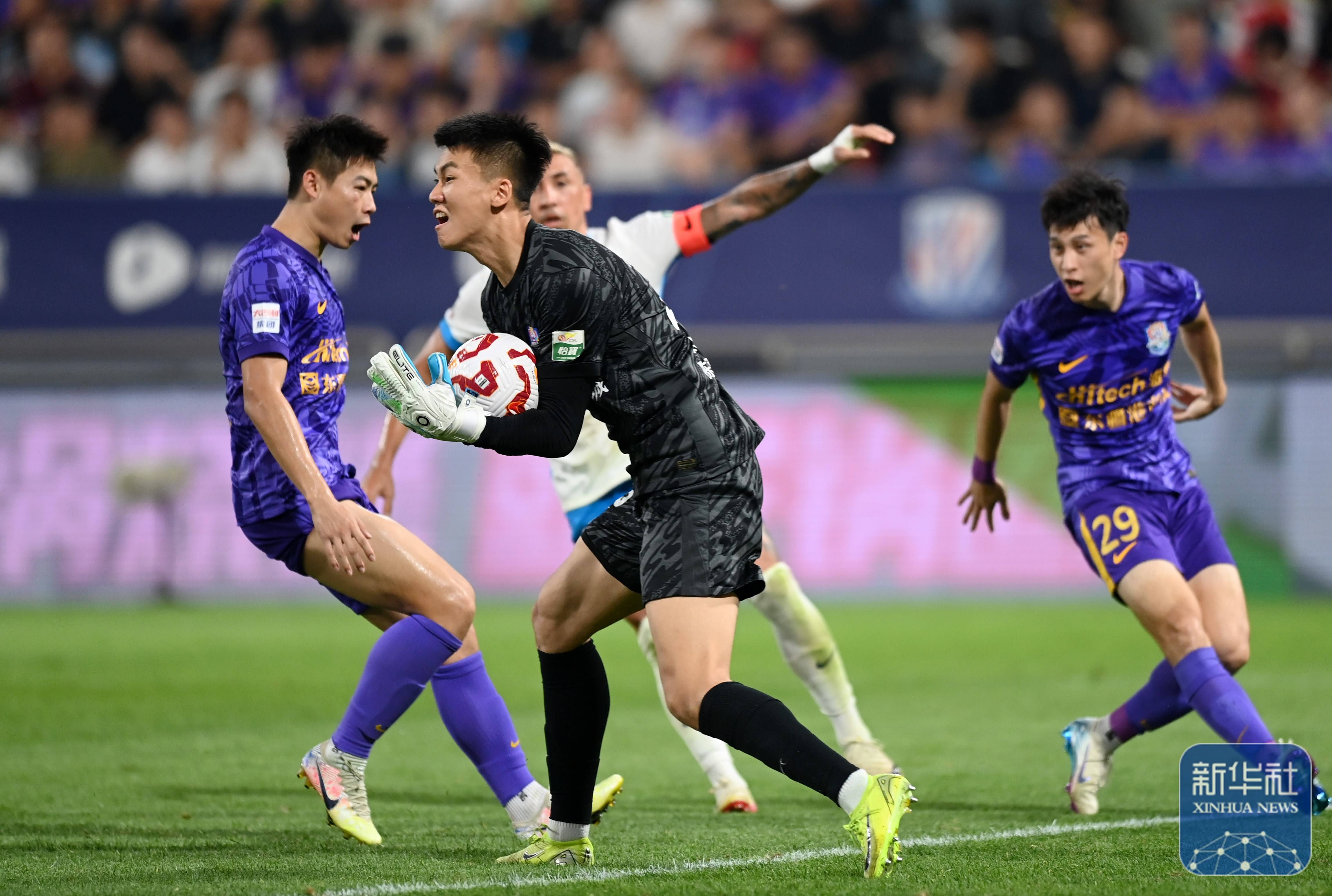 中超丨天津津门虎平青岛西海岸