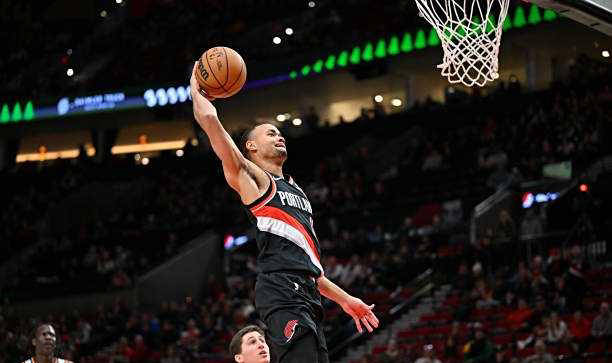 新奥尔良鹈鹕分配完双向合同名额？