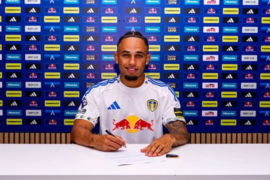 官宣:利兹联签下瑞士国脚奥卡福 转会费1800万镑