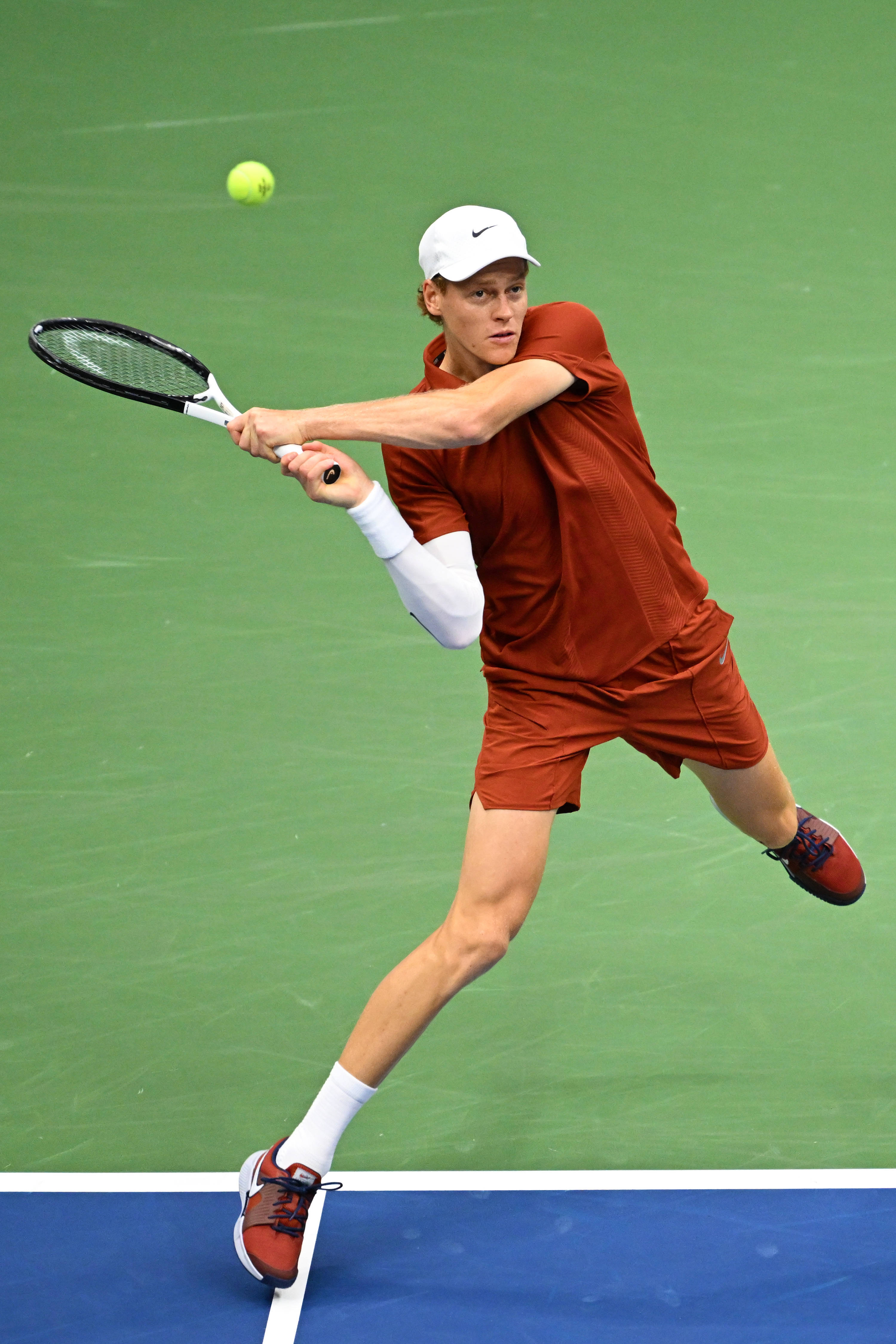 (体育)网球——美网:阿尔卡拉斯获得男单冠军