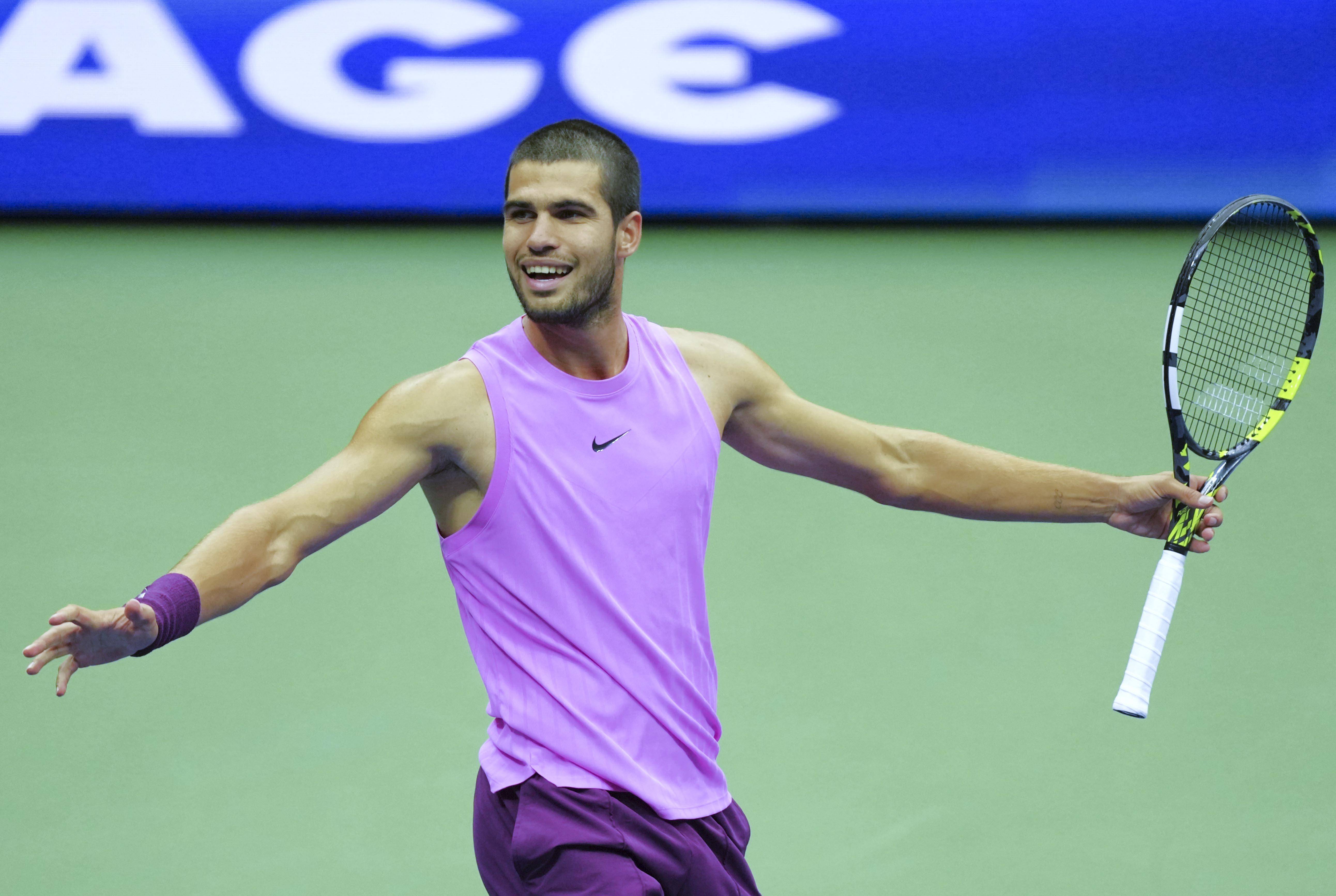 (体育)网球——美网:阿尔卡拉斯获得男单冠军