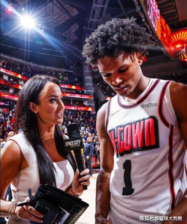 杜兰特转型？得分王可化身控球前锋！火箭队控卫荒，自此迎刃而解