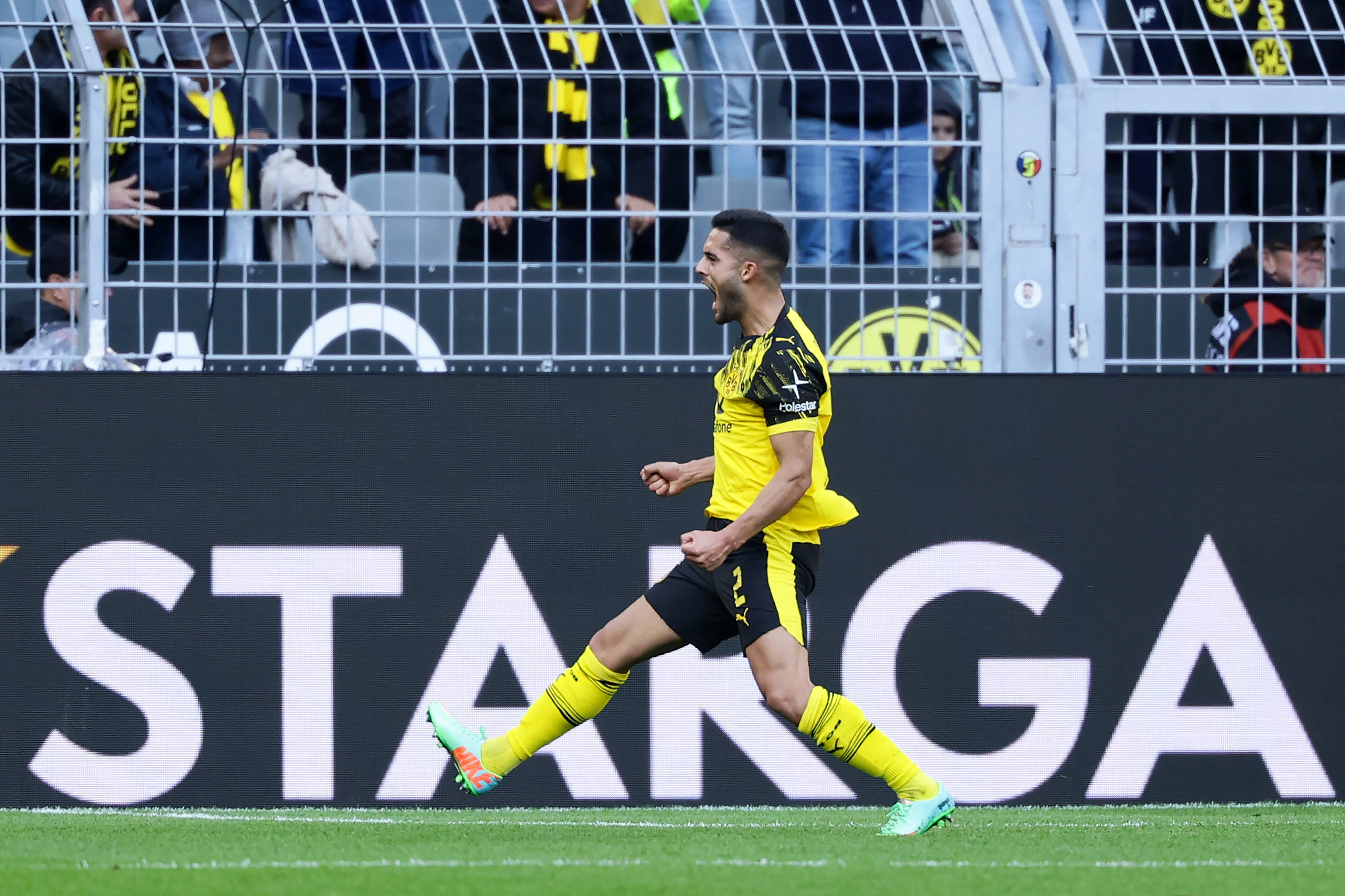 (体育)足球——德甲:多特蒙德平莱比锡