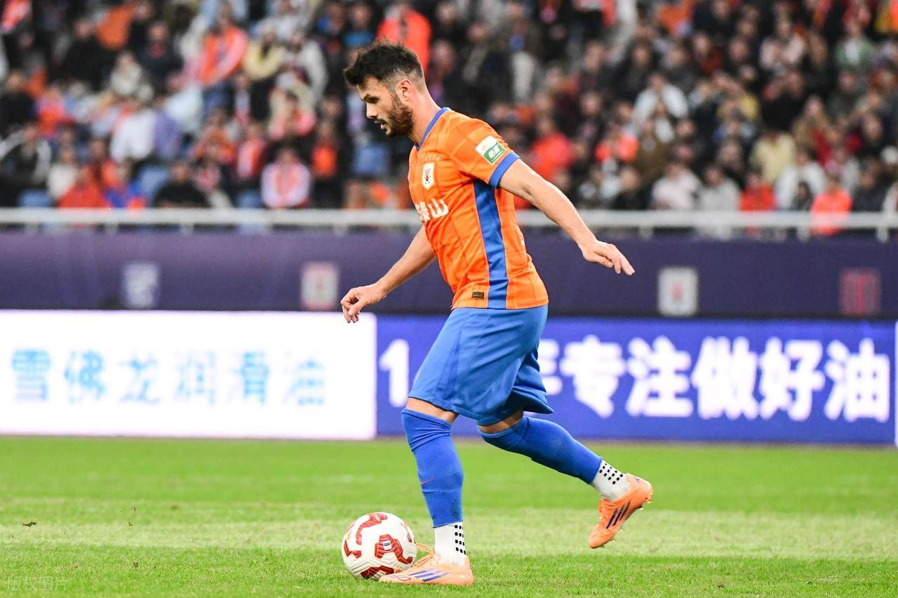 恭喜山东泰山！中超准金靴有望次顶薪留队，携手克雷桑，冲击冠军