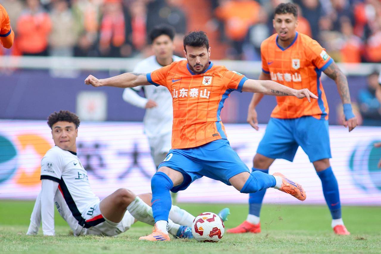 恭喜山东泰山！中超准金靴有望次顶薪留队，携手克雷桑，冲击冠军