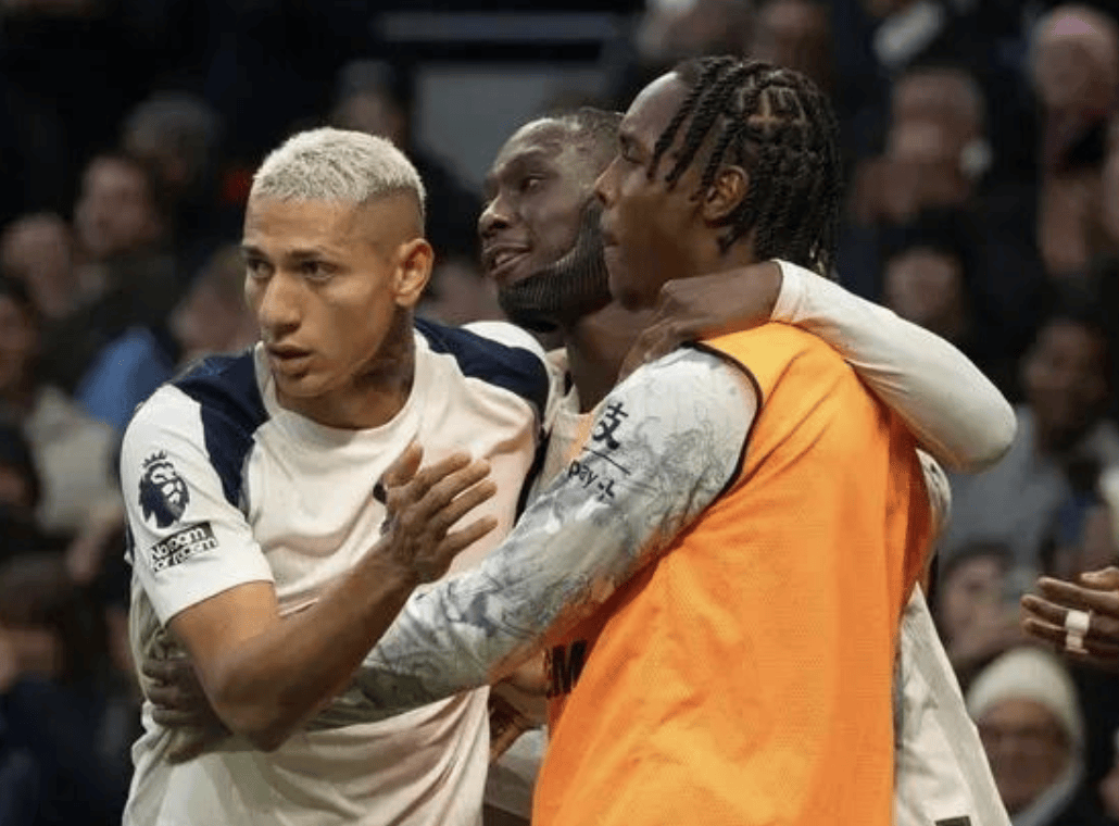 英超诺丁汉vs热刺：我预测客队不败，热刺控球少了1-1、0-1