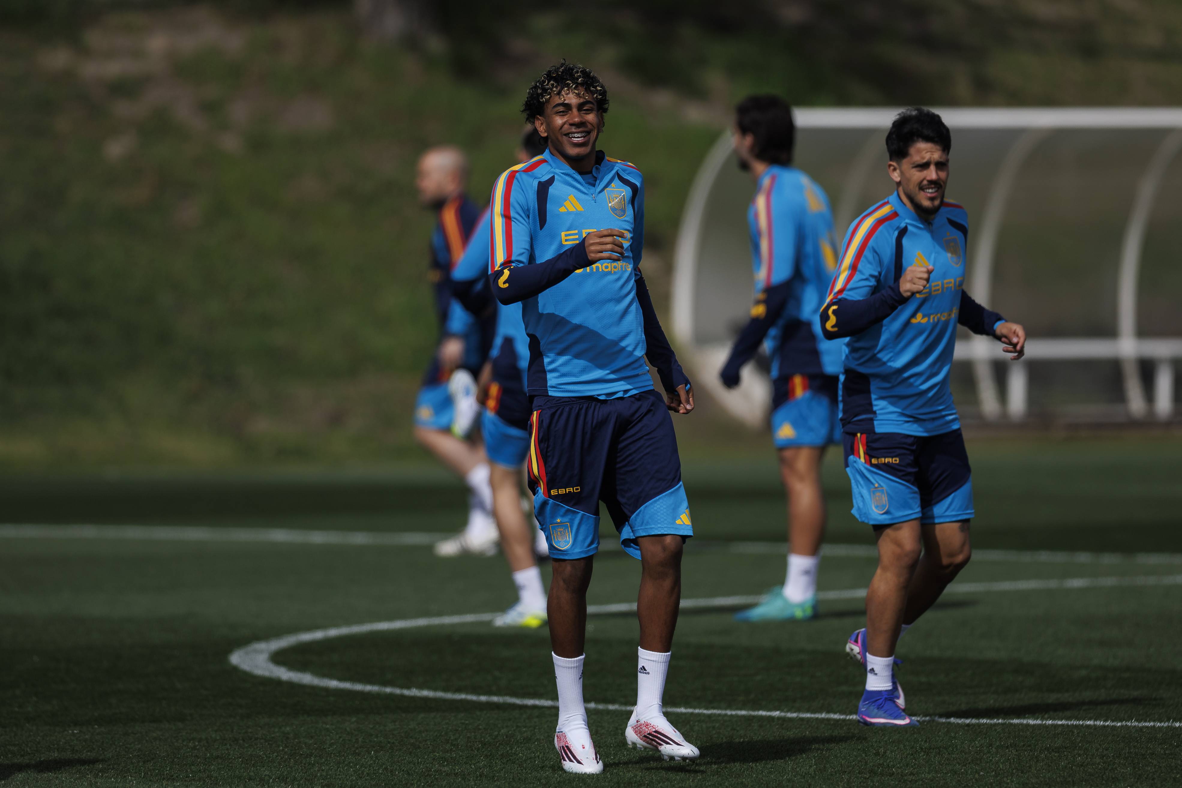 （外代二线）足球——西班牙队备战友谊赛